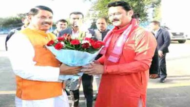 Newly elected Assembly member Pathak met Chief Minister Dr. Yadav